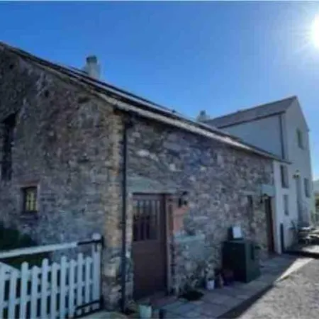 The Hayloft. Entire Barn Conversion Near Keswick Applethwaite