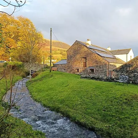 The Hayloft. Entire Barn Conversion Near Keswick Applethwaite