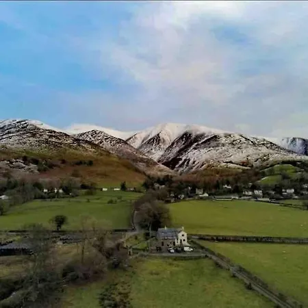 Дом отдыха The Hayloft. Entire Barn Conversion Near Keswick